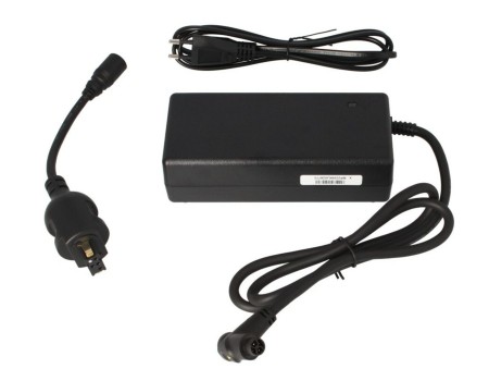 Cargador  BH  ATOM/CORE conector Curvo MOTOR BH 2A.