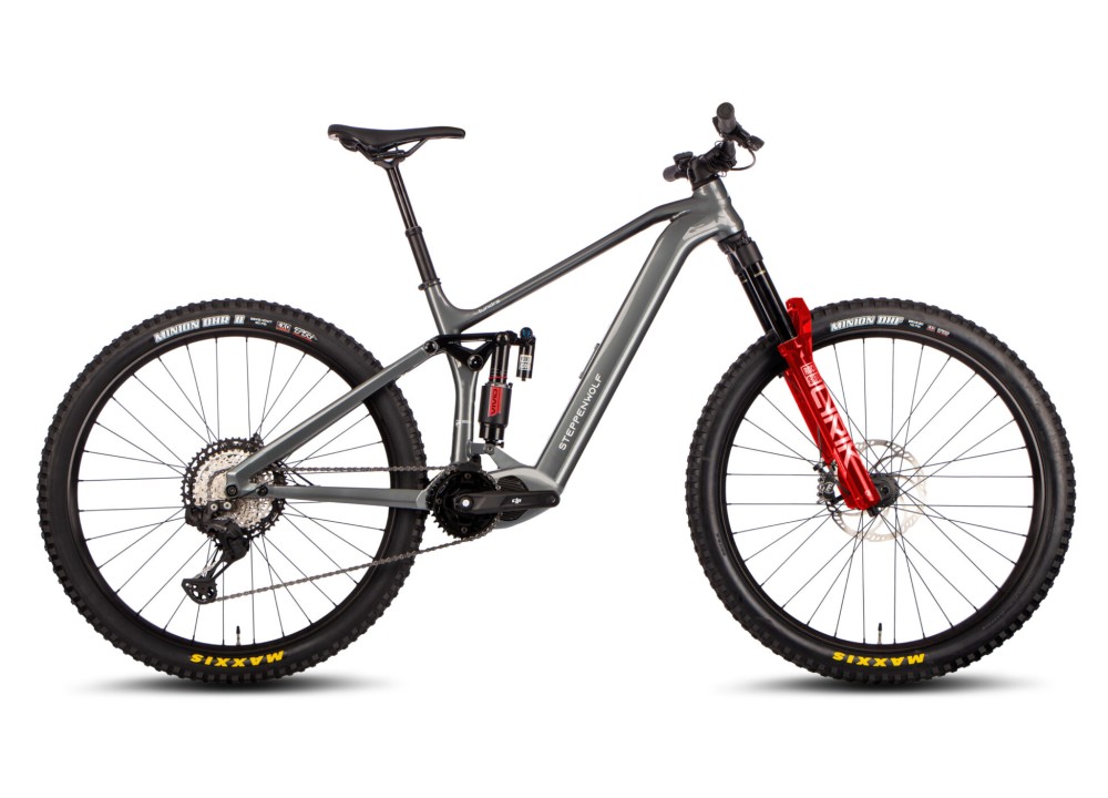 Bicicleta Steppenwolf Tundra 10.0 con motor...