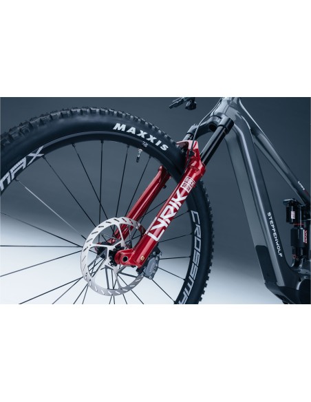 Bicicleta Steppenwolf Tundra 10.0 con motor Avinox M2S