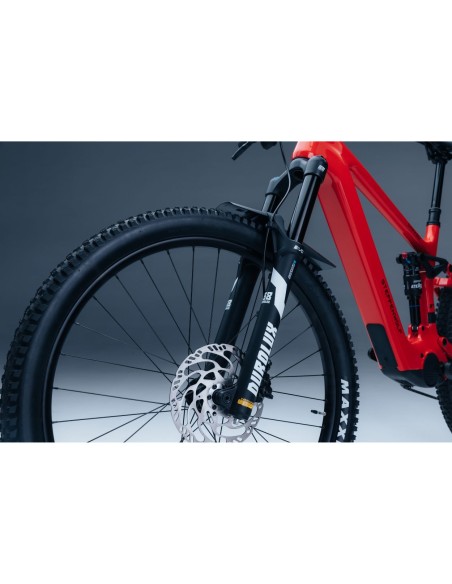 Bicicleta Steppenwolf Tundra 9.0 con motor Avinox Roja