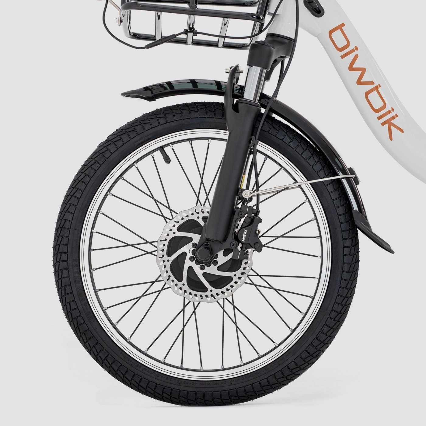 Triciclo ELÉCTRICO BIWBIK ( 2 colores Blanco y Negro )