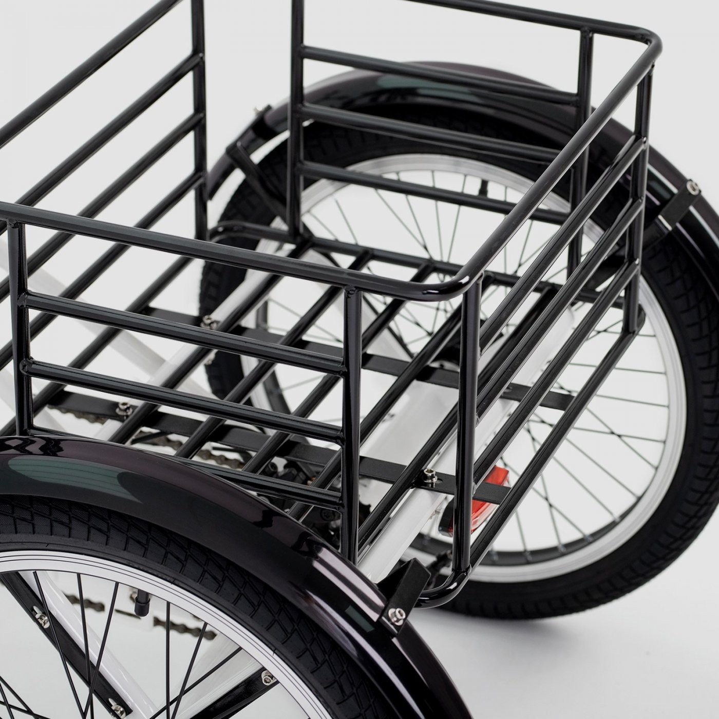 Triciclo ELÉCTRICO BIWBIK ( 2 colores Blanco y Negro )