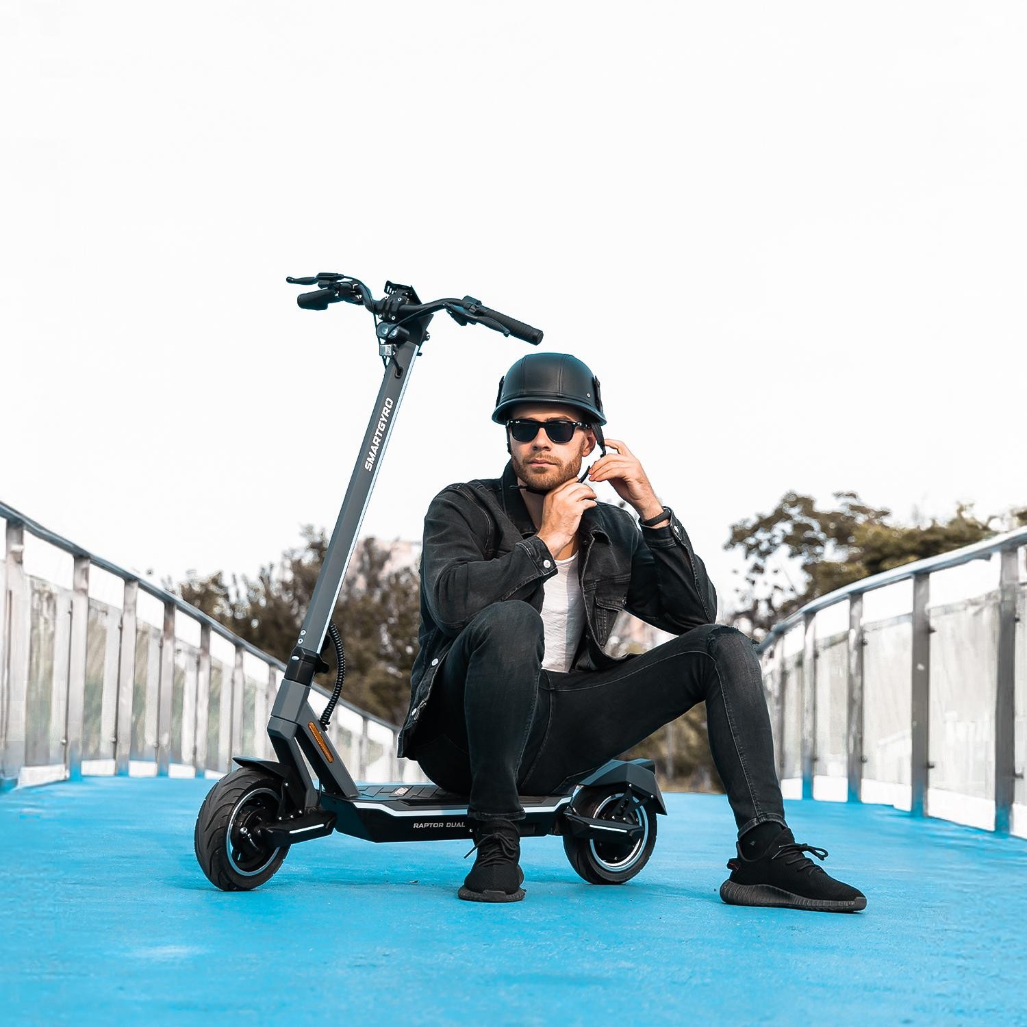 Patinete eléctrico smartGyro Raptor Evo LR