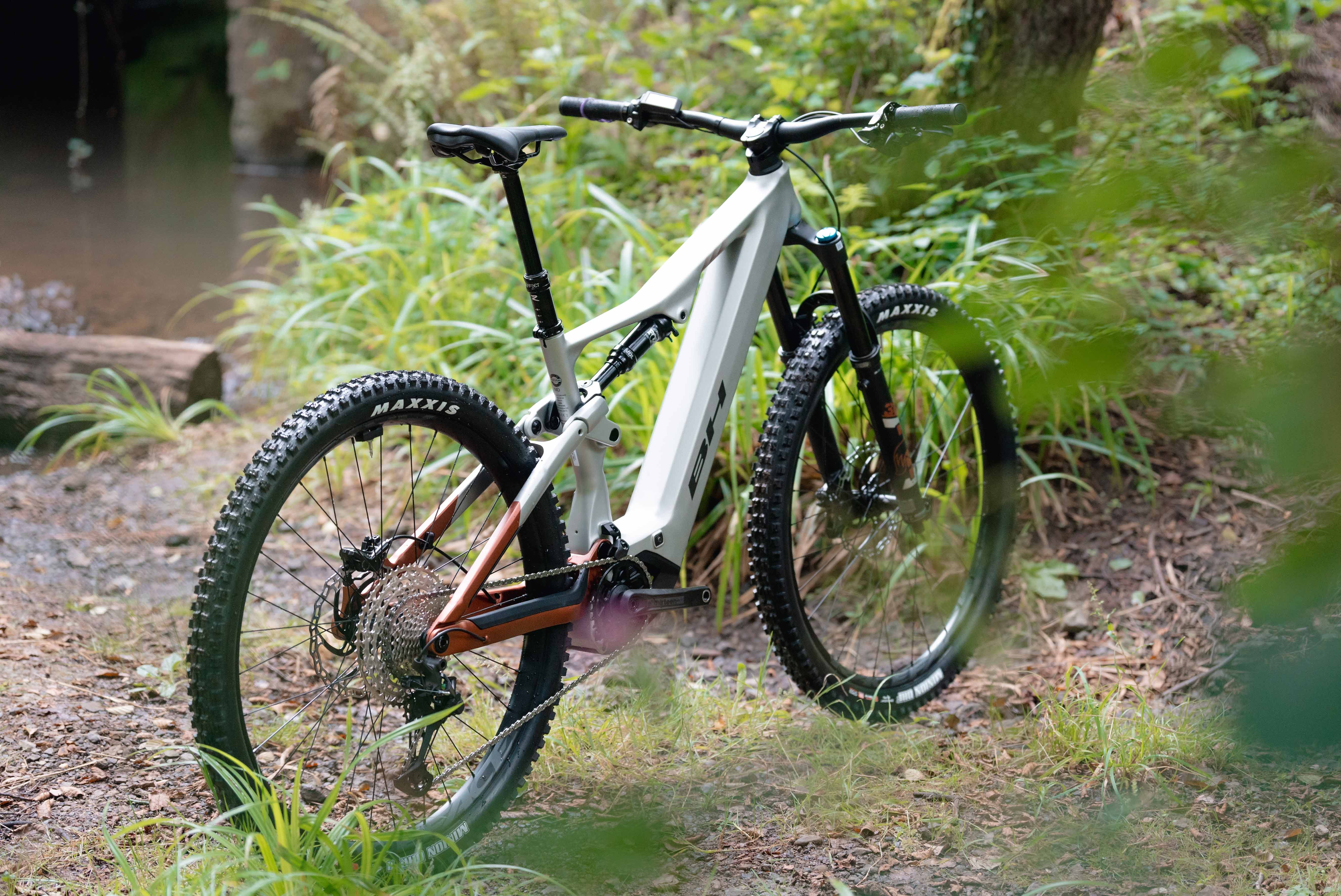 BH iLYNX+ NX Enduro 9.0 – Bicicleta Eléctrica E-Enduro con Motor Bosch Performance Line CX