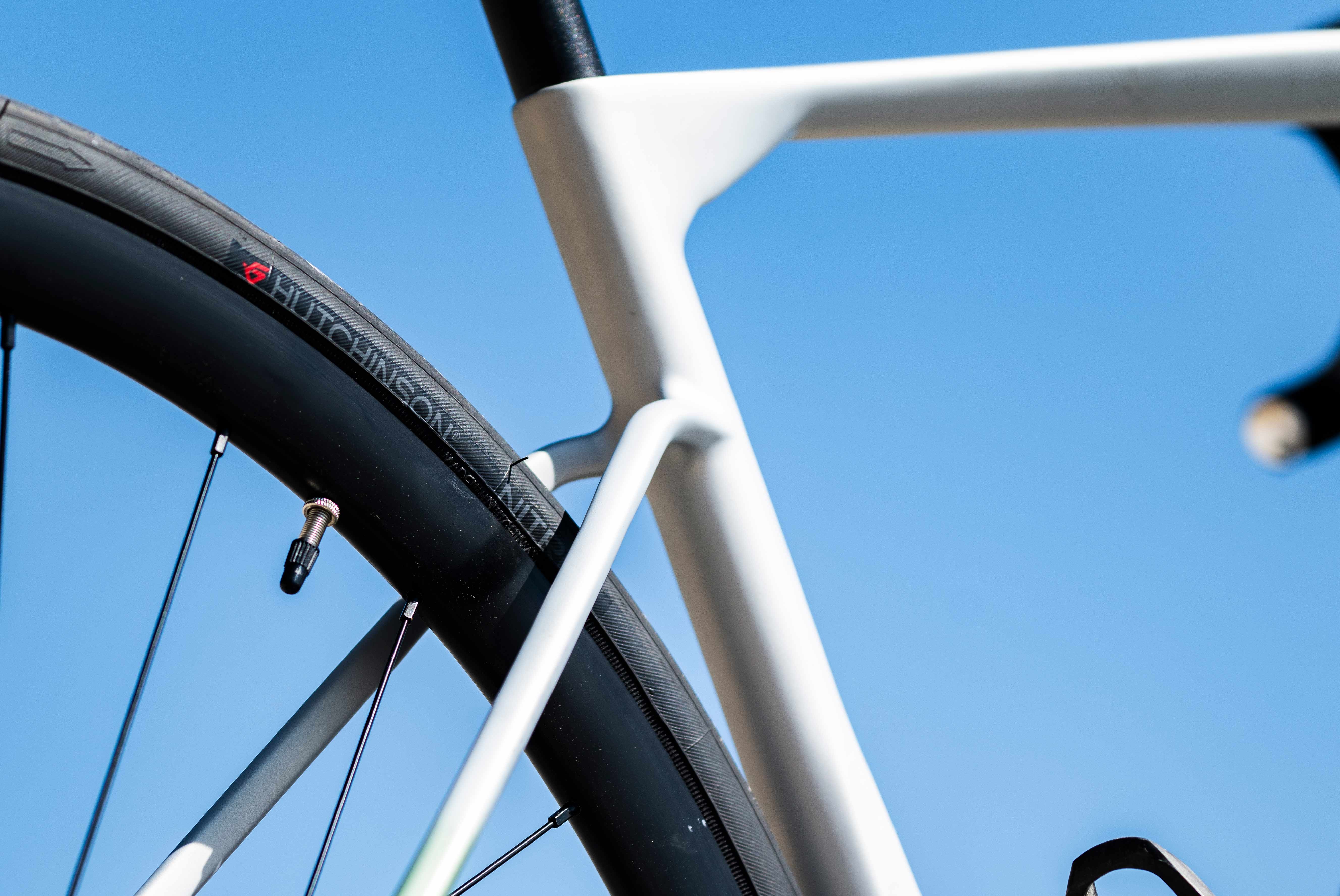 BH SL1 3.5 – Bicicleta de Carretera Carbono Endurance Shimano 105 12v