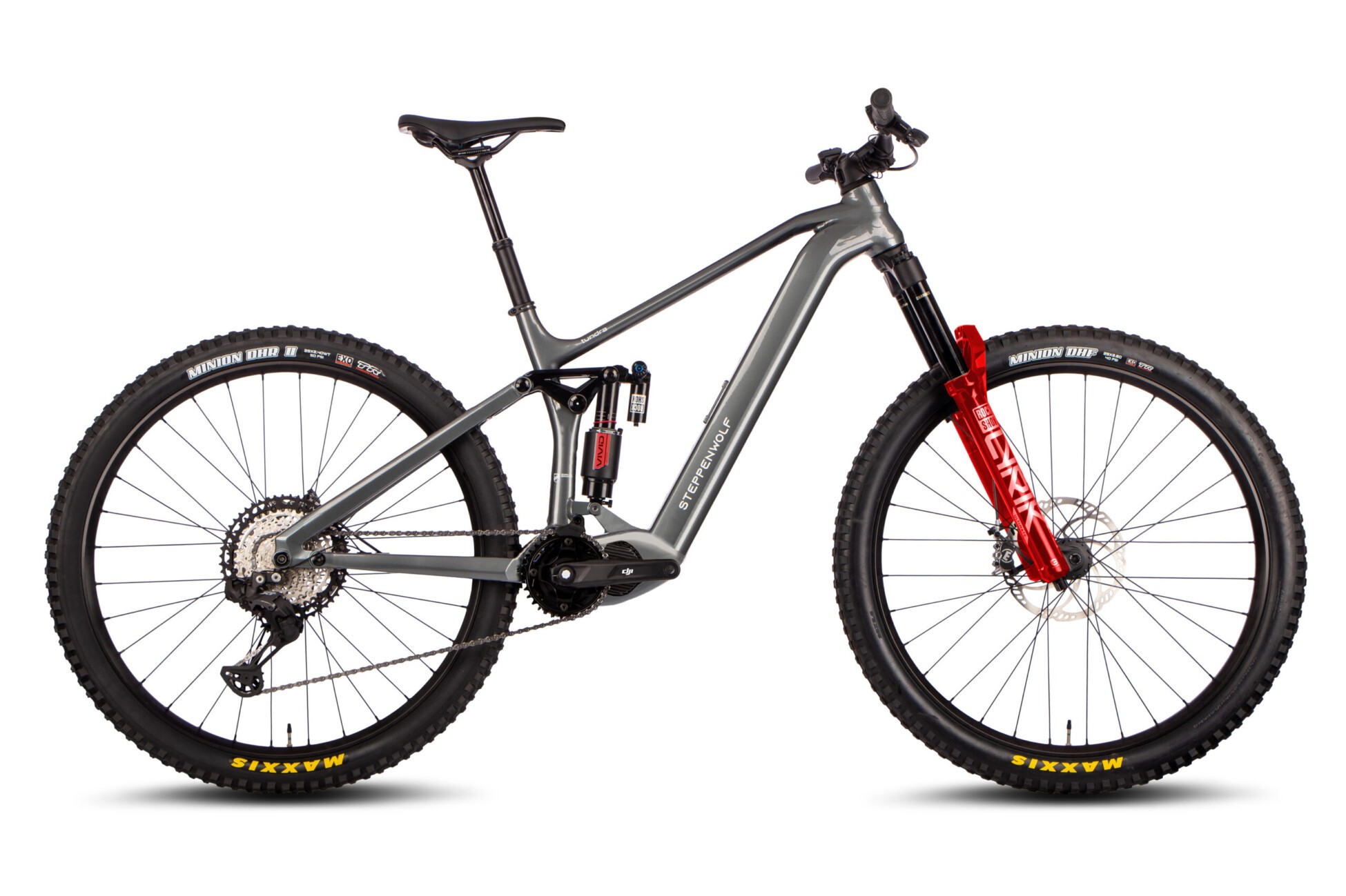 Bicicleta Steppenwolf Tundra 10.0 con motor Avinox M2S
