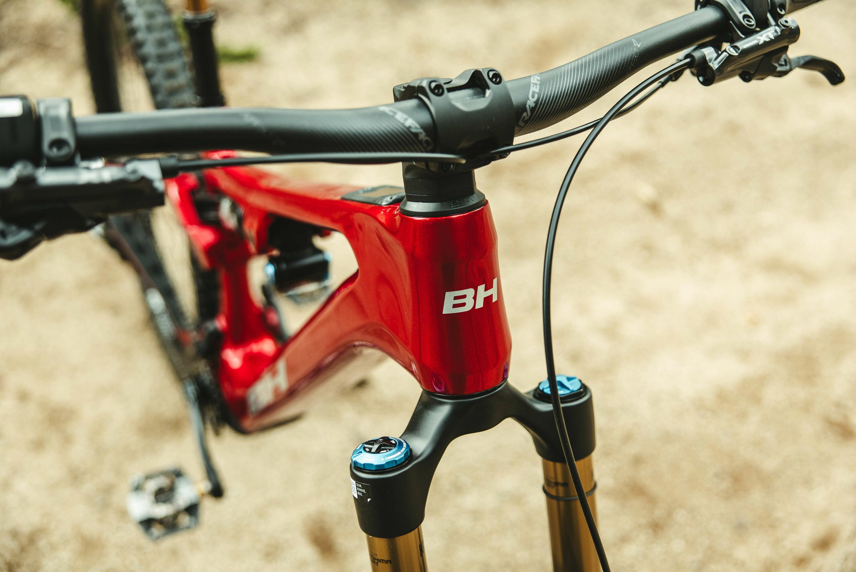 BH AVINOX - iLYNX+ DL ENDURO CARBON 9.8